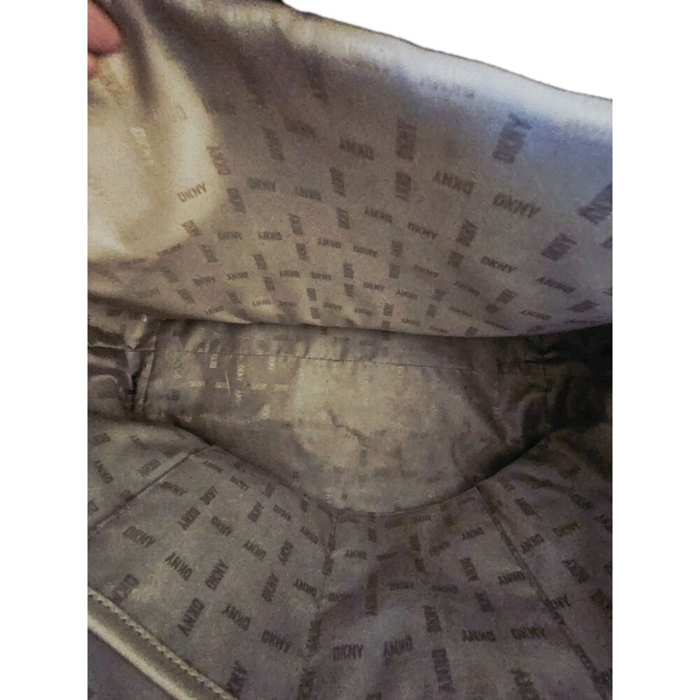 DKNY Women's Shoulder Tote Bag - Picture 9 of 10